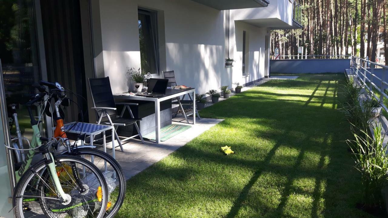 Apartament z Ogródkiem Pobierowo Exterior foto